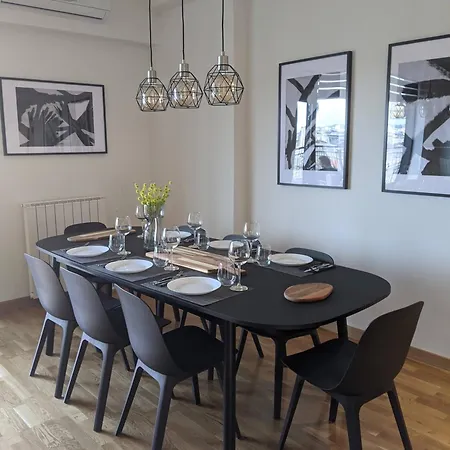 Belgrade Waterfront Victory Gardens 公寓